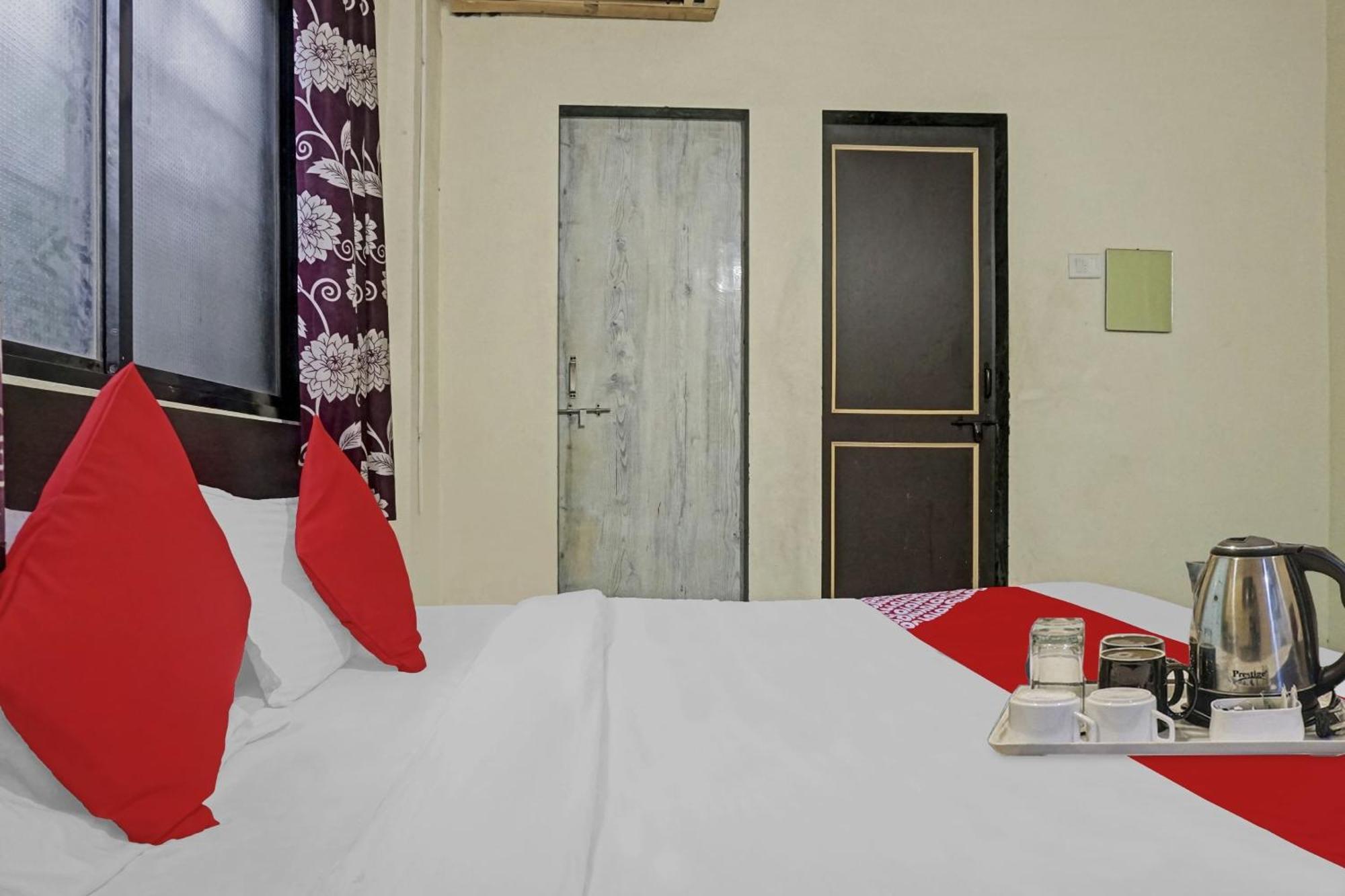 Hotel O R K Exclusive 힌제와디 외부 사진